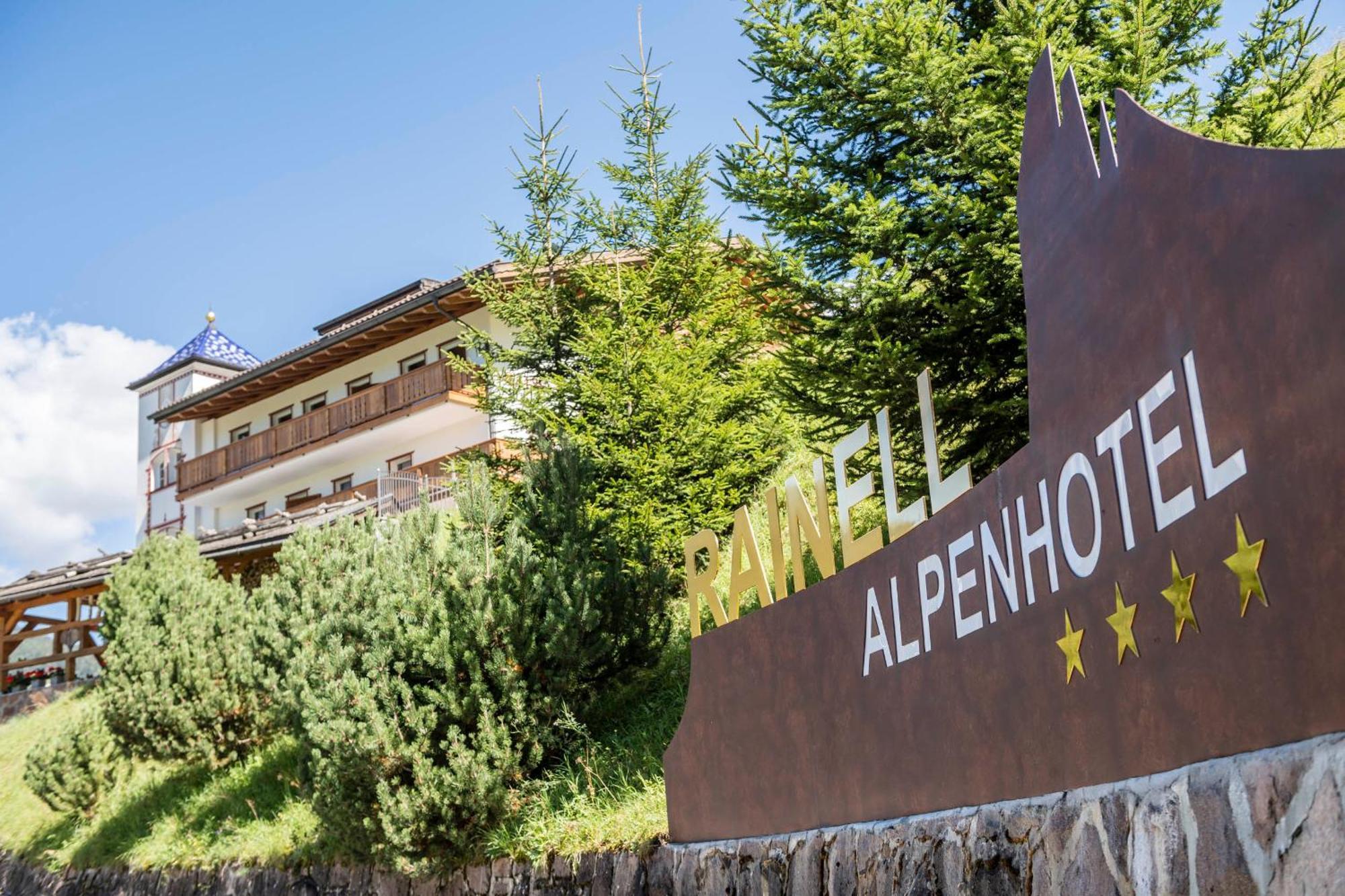 Hotel Rainell Dolomites Retreat à Ortisei Extérieur photo