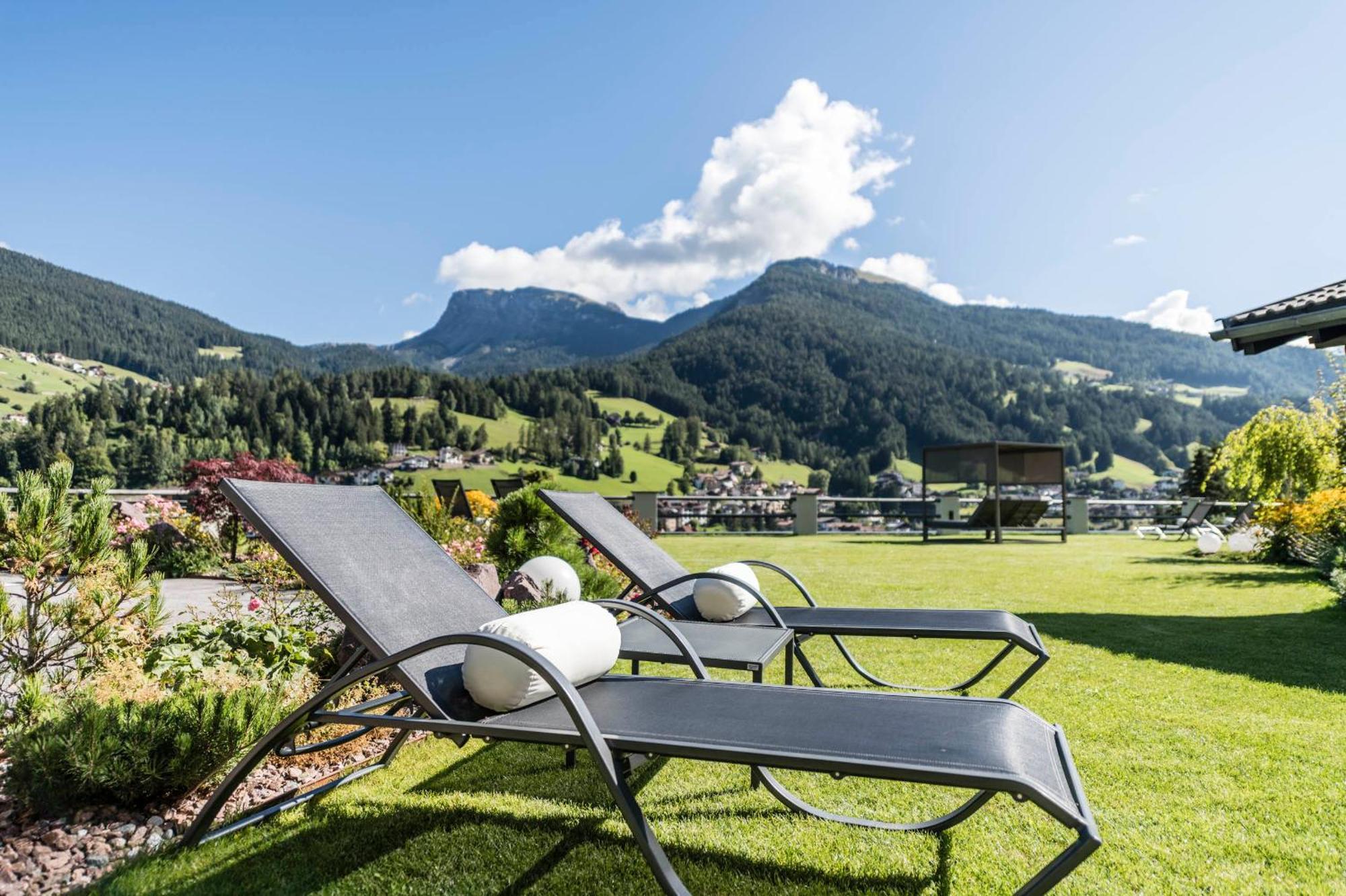 Hotel Rainell Dolomites Retreat à Ortisei Extérieur photo