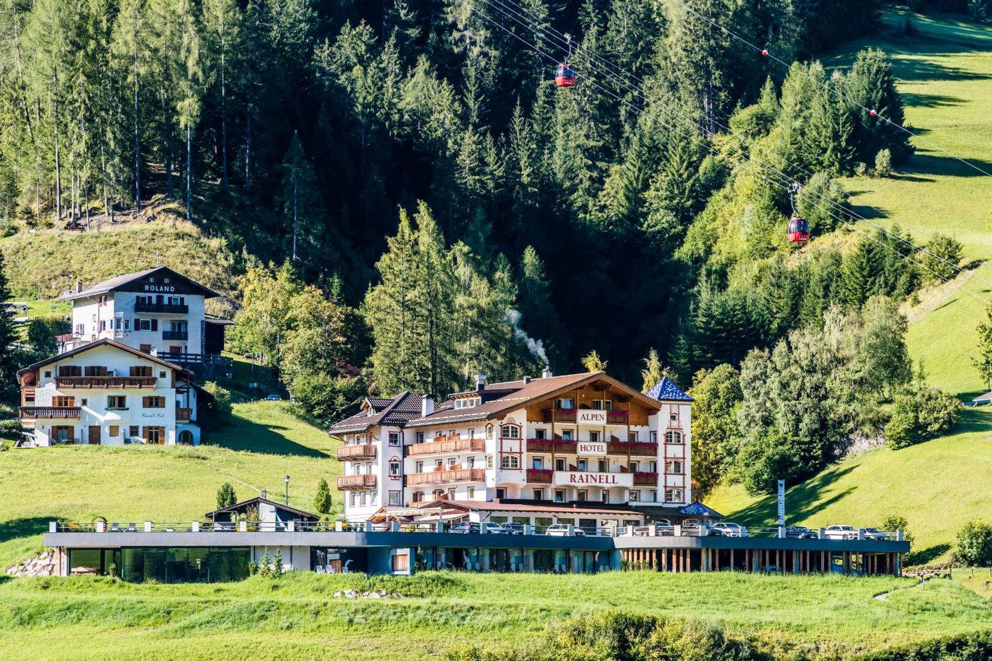 Hotel Rainell Dolomites Retreat à Ortisei Extérieur photo