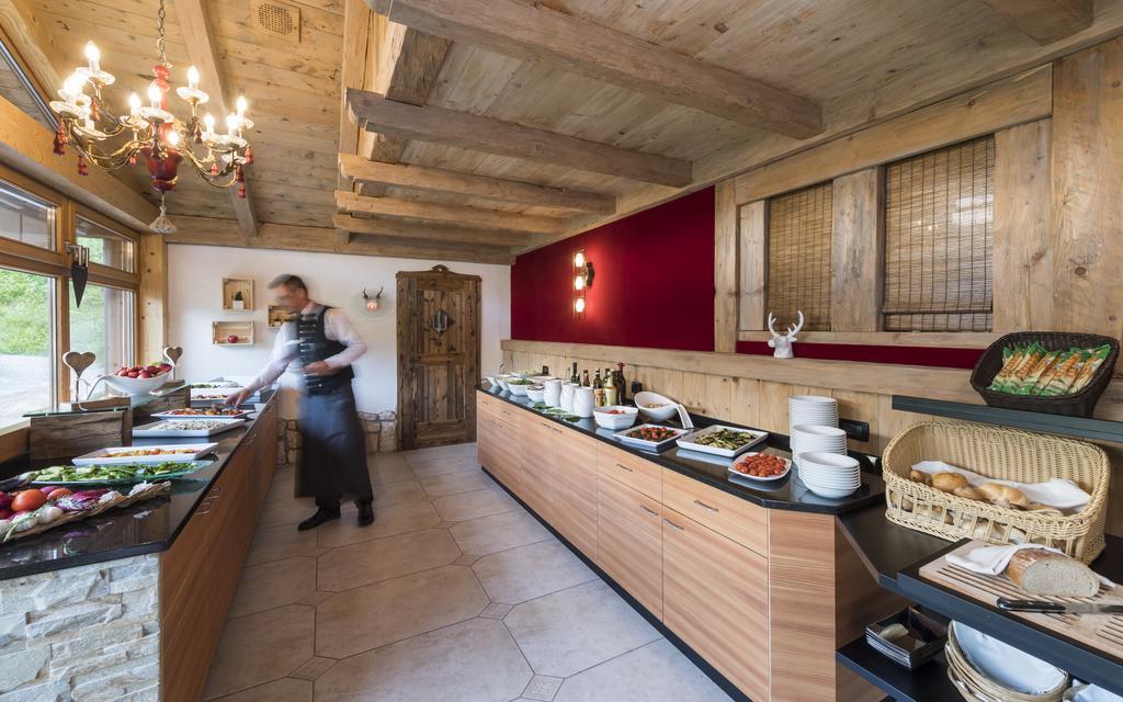 Hotel Rainell Dolomites Retreat à Ortisei Extérieur photo