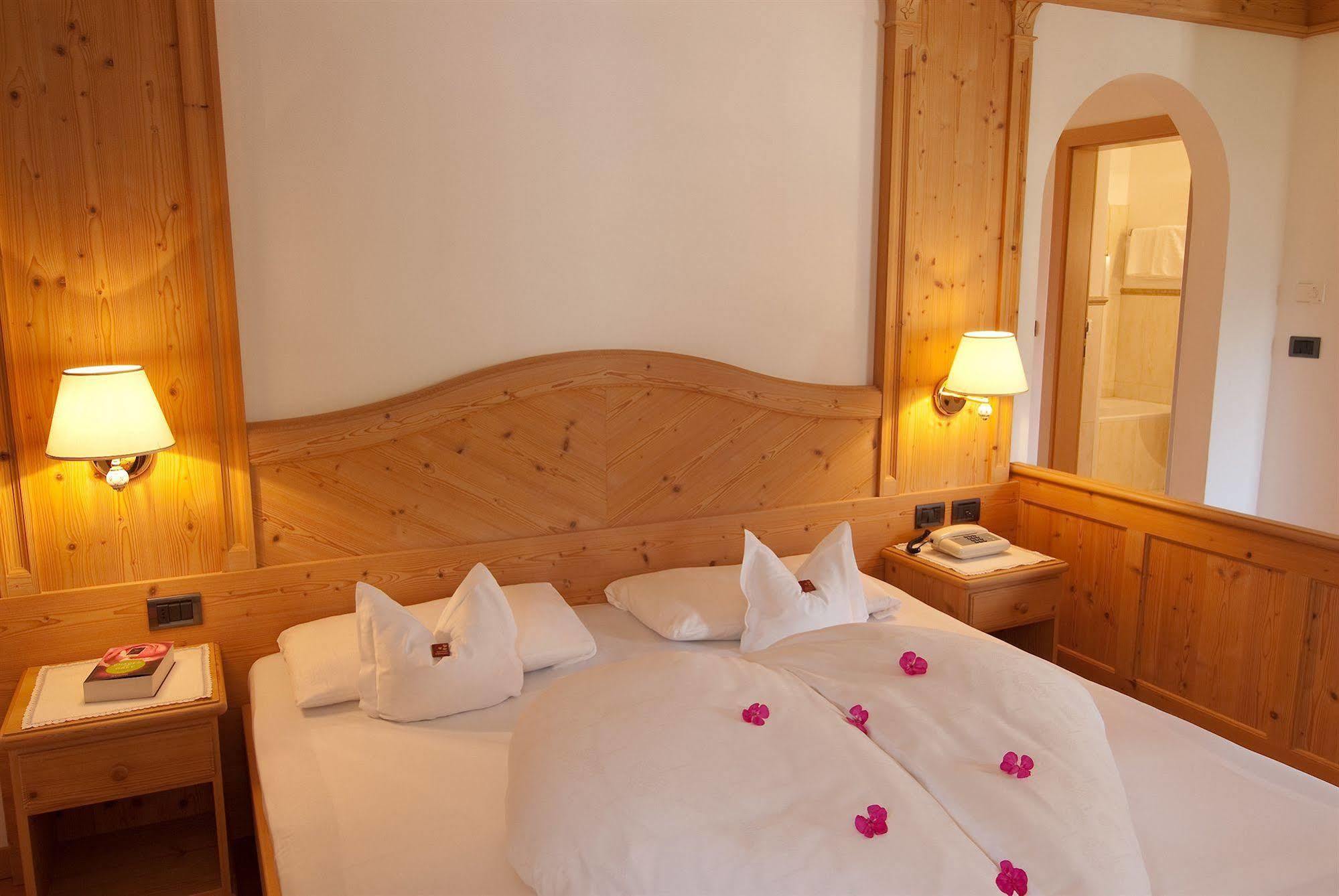 Hotel Rainell Dolomites Retreat à Ortisei Extérieur photo
