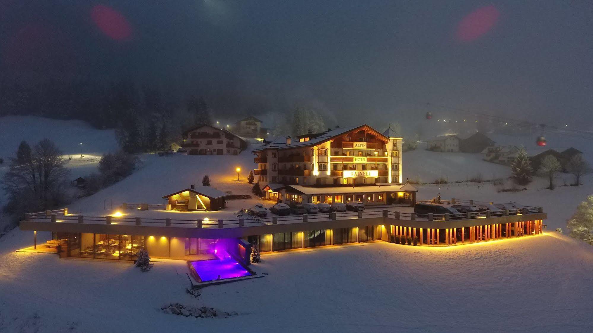 Hotel Rainell Dolomites Retreat à Ortisei Extérieur photo